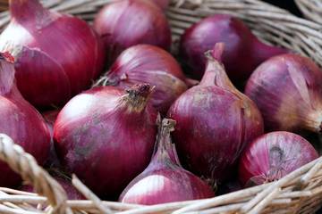 Tips Menyimpan Bawang Merah agar Tidak Cepat Busuk