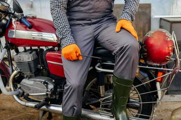 Cara Merawat Motor Tua Agar Tetap Tangguh