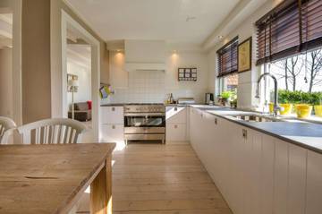 Tips Sederhana Menjaga Dapur Tetap Bersih dan Rapi