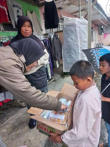 SDIT Tahfiz HM Syarif Bagikan 2.500 Takjil dan 108 Sembako