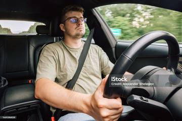 Tips Hilangkan Kantuk Saat Berkendara 