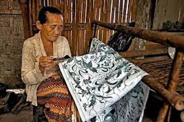  UMKM Batik yang Bikin Bangga Lokal