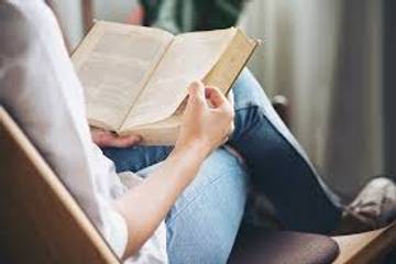 Pentingnya Membaca Buku Digital di Era Modern