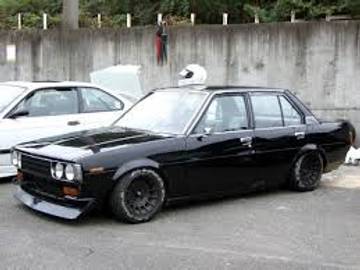  Corolla DX Sedan Legendaris yang Tangguh dan Irit