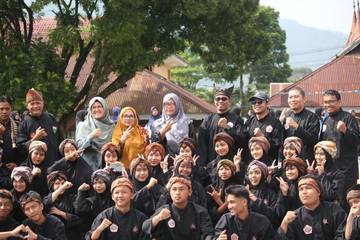 SMA Negeri 2 Luncurkan Silek Tradisi Edukasi Karakter