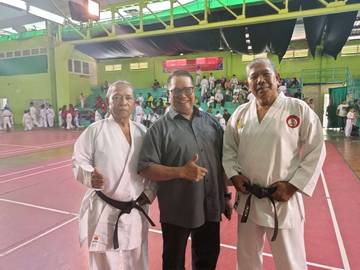 Ujian Kenaikan Sabuk Karateka Lemkari Dihadiri Sihan Firdaus