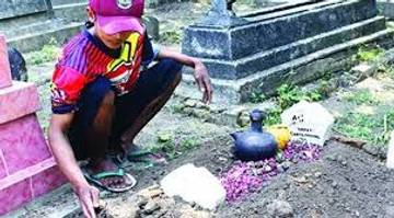 Belajar Ikhlas Kehilangan Anak Tercinta