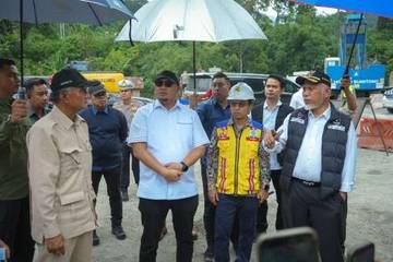 Menteri PU Pertimbangkan Pembangunan Sabo Dam Malalak Agam
