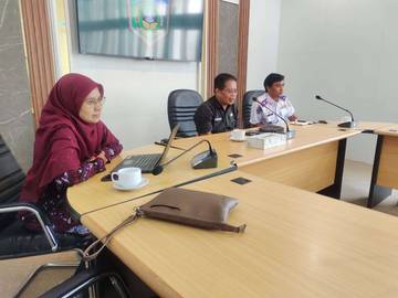 Padang Panjang Kaji PJU Tenaga Surya dari Complus