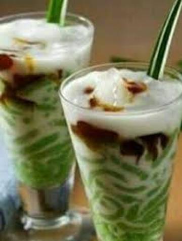 Cendol tape ketan yang beraroma kuat dan legit