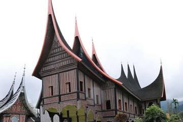 Rumah Gadang, Simbol Adat Pusat Kehidupan Masyarakat Minangkabau