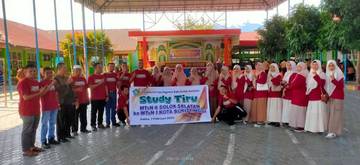 MTsN1 Bukittinggi TerimaKunjungan Studi Tiru MTsN 6 Solsel