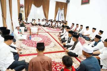 Pemkab Tanah Datar Gelar Kajian Tasawuf Bagi ASN