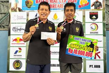 Syafrizal Bakhtiar/Suardi Rebut Juara KU-120 pada Laga TenisVeteran 