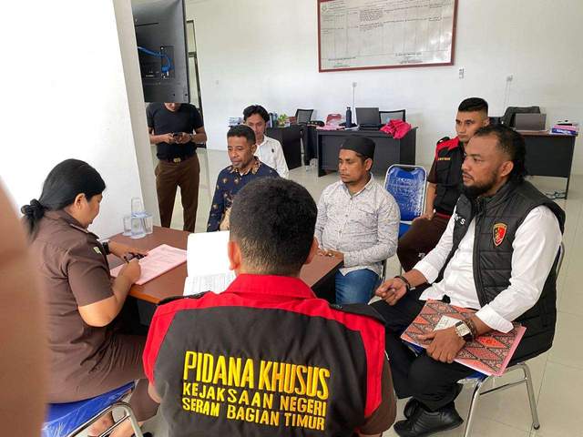 Eks PJ Kades, Bendahara Ainena Diserahkan ke Jaksa