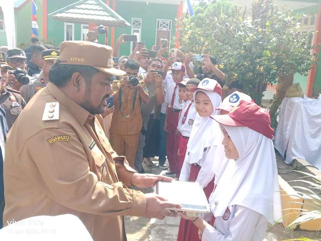 MBG Tahap Perdana di Bula Jangkau 1.307 Penerima Manfaat