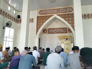 Ustad Ernas: Hanya Mengingat Allah, Hati Jadi Tenang