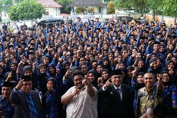 Bupati SBT Kembali Tegaskan Komitmen Tegakkan Disiplin ASN 