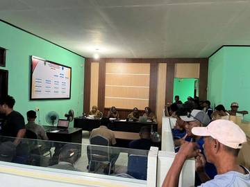 Tujuh Bulan Dalenta Tunggak Gaji, Disnakertrans SBT Mediasi 