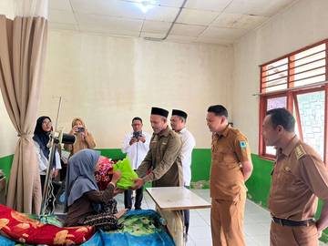 BAZNAS SBT Kembali Berbagi, Sasar Pasien RSUD Bula 