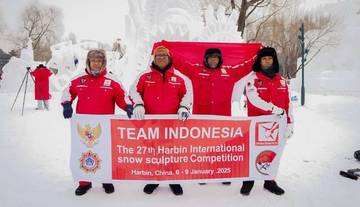 “Tri Guna” Karya Seniman Bali Raih Penghargaan “Commemorative Prize”