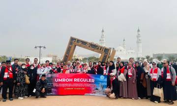 Jamaah Umroh UGJ Mengikuti Sesi Ibadah & City Tour 
