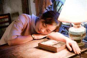 Mengapa Sulit Tidur saat Puasa?