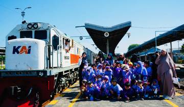 Liburan Sekolah Tiba, Ayo Naik Kereta Api