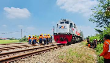Jalur Kereta Api di Stasiun Pegaden Baru Normal