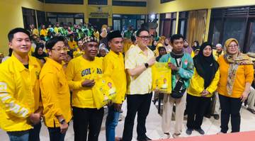 Dave Laksono Gelar Reses dan Tebar Ratusan Sembako 
