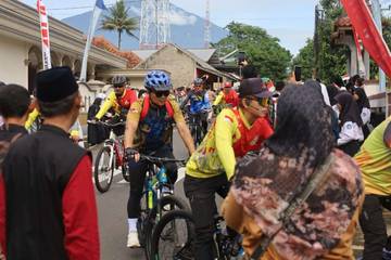 Gowes Bersepeda Warnai Rangkaian HUT Ke-54 KORPRI Kuningan