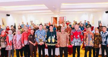 OJK Cirebon Perkuat Komitmen Peningkatan Kinerja BPR 