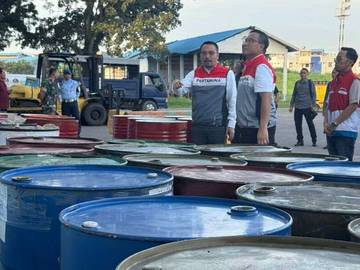 Dirut Pertamina Tinjau Logistik BBM untuk Aceh  