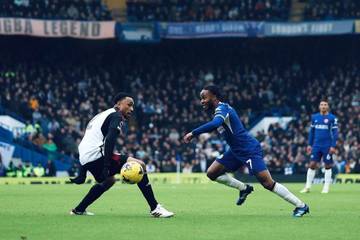 Raheem Sterling Segera Tinggalkan Chelsea