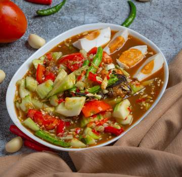 Rujak Donggala Kesegaran Ikonik Kuliner Khas Kota Cirebon