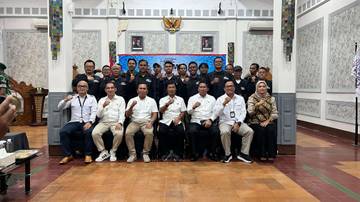 Wali Kota Cirebon Hadiri Pelantikan Pengurus SMSI