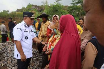 Penutupan Tambang Desa Cileuleuy Kuningan, Uji Solusi Pemerintah