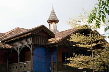Renovasi Masjid Jadi Bakti HMI Cirebon untuk Umat