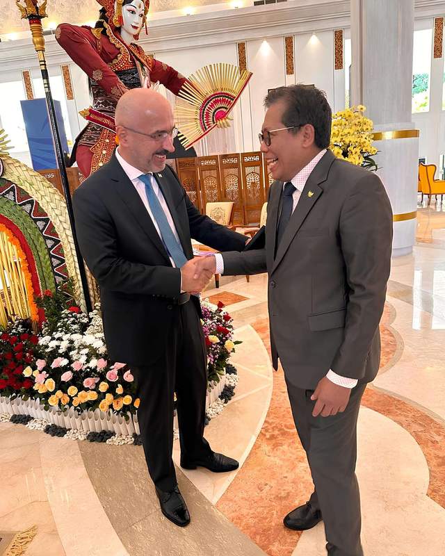 Dubes Fadjroel Kawal Investasi Mineral Tajikistan di RI