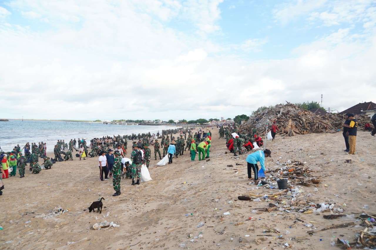 Kolaborasi Tangani Sampah Pantai, PHRI Dorong Kepedulian Bersama - RRI.co.id