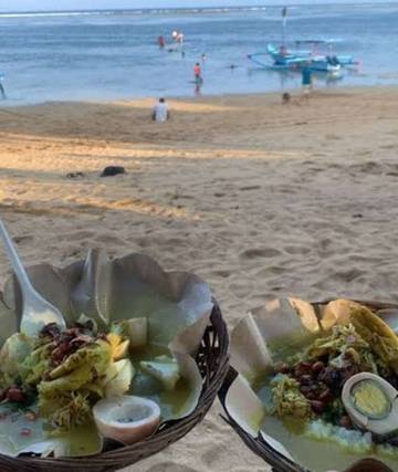 Bubur Bali Gacor Menarik Pembeli dari Berbagai Kalangan
