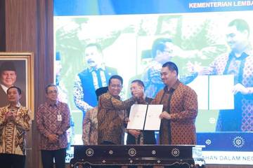 Menpora Dito Lakukan MoU dan PKS dengan Kementerian Hukum