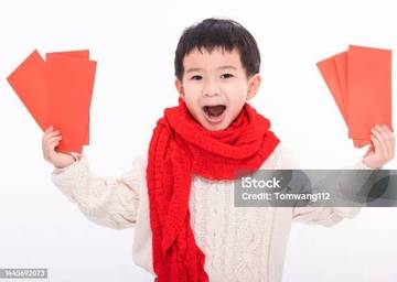 Ini 3 Tips Cerdas Kelola Uang Angpao