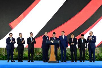 Menpora Dito Hadiri Peluncuran Danantara Indonesia