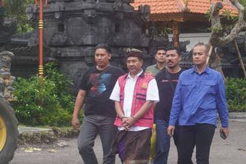 Kadis DPMPTSP Buleleng Tersangka Pemerasan Rumah Bersubsidi