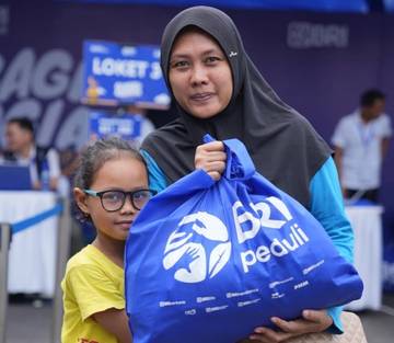 “Berbagi Bahagia Bersama BRI Group” Sasar Ribuan Warga Bali dan NTB