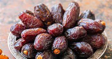 Momentum Ramadhan, Penjualan Bhusana Muslim dan Buah Kurma Meningkat