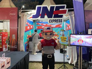 JNE Jadi Mitra Logistik PICA Fest 2025