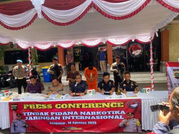 Polisi Amankan 1,4 Kg Kokain Jaringan Internasional
