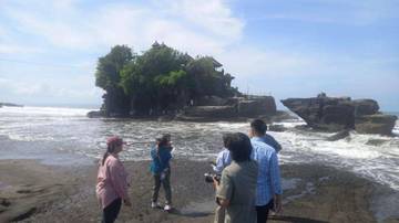 Kunjungan Wisatawan Tanah Lot Menurun Sepanjang Tahun 2025